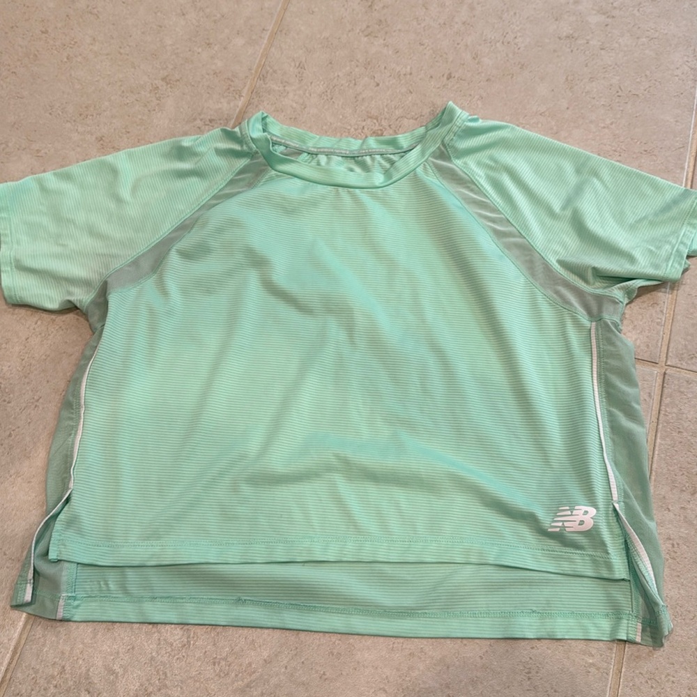 New Balance green crop top size medium